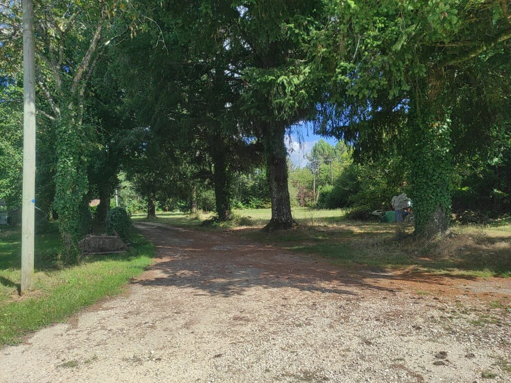 emplacement van et camping car en Dordogne